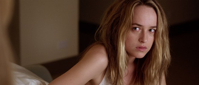 Chloe & Theo - Uma Missão Para Salvar o Mundo - Do filme - Dakota Johnson