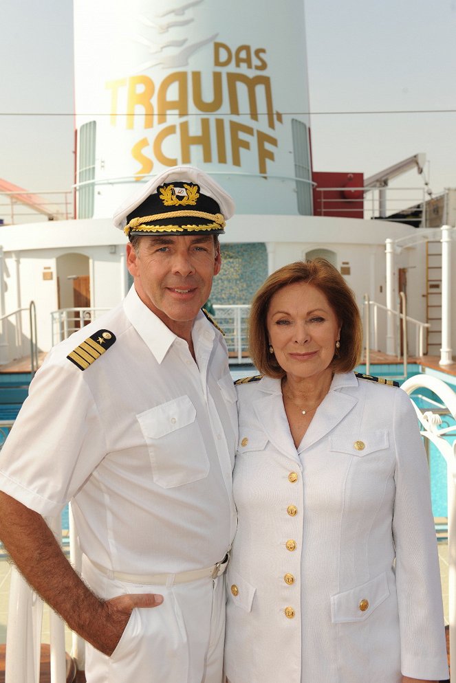 Das Traumschiff - Perth - Promokuvat - Sascha Hehn, Heide Keller