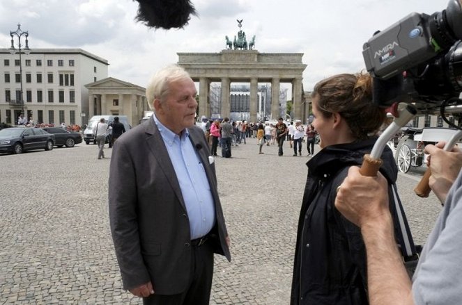 Öl – Die Wahrheit über den Untergang der DDR - Photos - Katharina Hackhausen