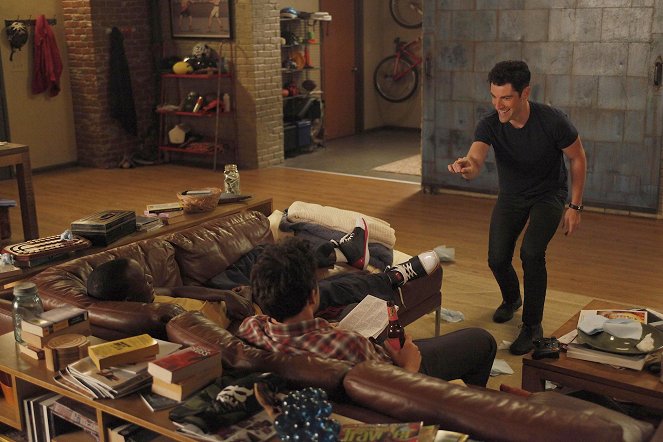 New Girl - Photos - Max Greenfield