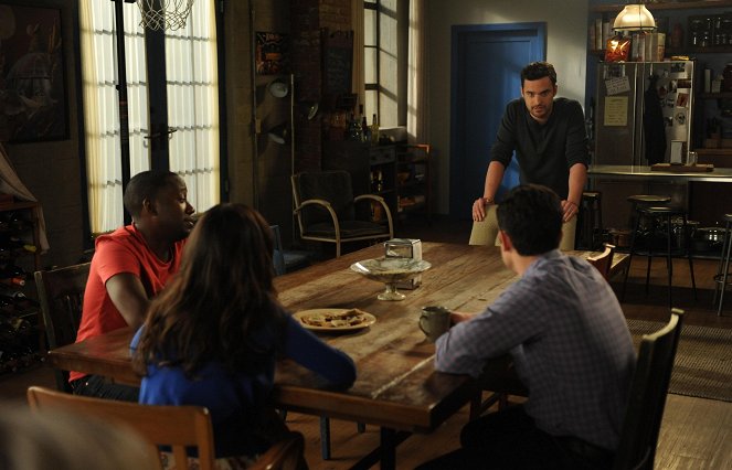 New Girl - Photos - Jake Johnson