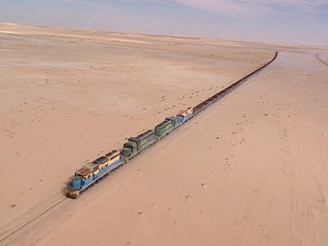 Der längste Zug der Welt - Kuvat elokuvasta