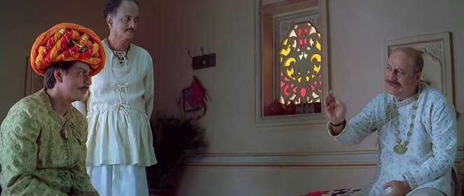 Paheli - Z filmu - Shahrukh Khan, Dilip Prabhavalkar, Anupam Kher