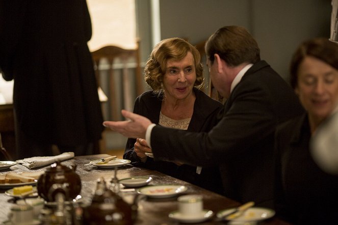 Downton Abbey - Season 5 - Menaces et préjugés - Film - Sue Johnston