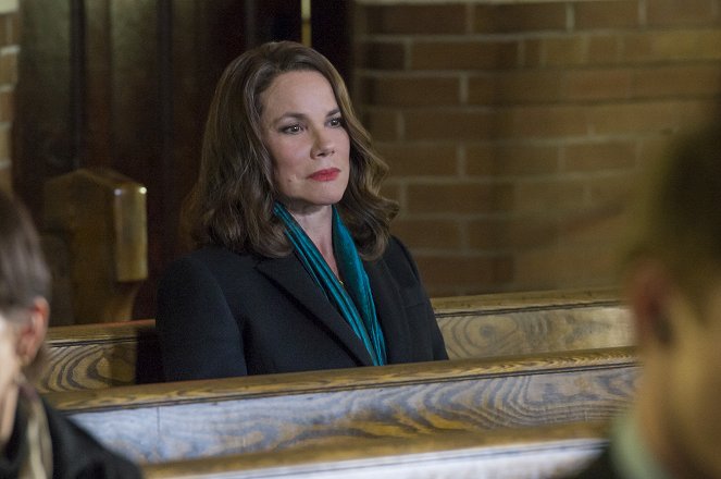 Damien - Photos - Barbara Hershey