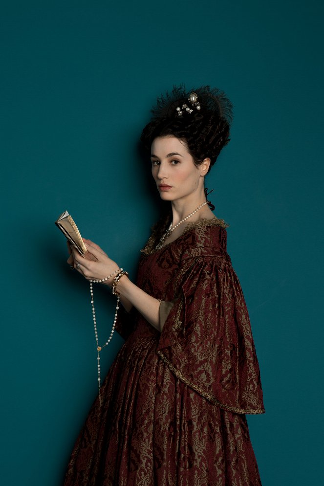 Versailles - Promo - Elisa Lasowski