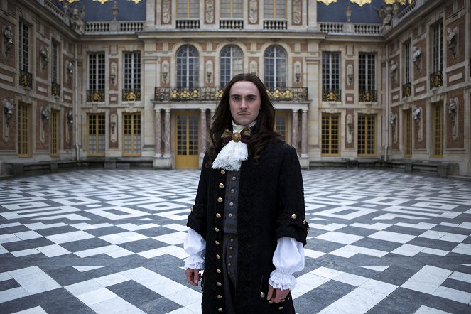 Versailles - Promokuvat - George Blagden