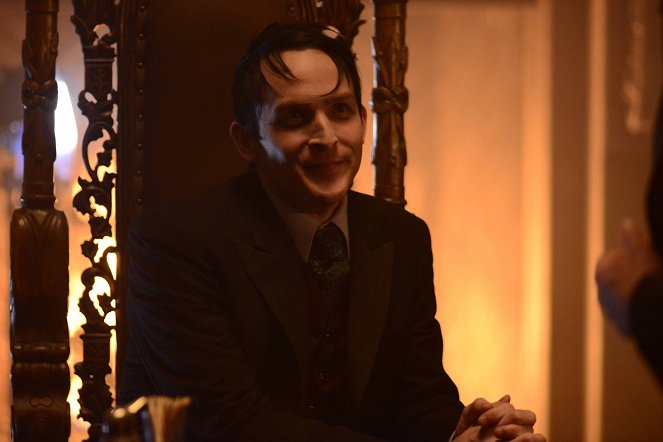 Gotham - Season 2 - Glück oder Wahrheit - Filmfotos - Robin Lord Taylor