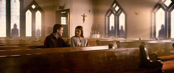 The Last Exorcism: God Asks, The Devil Commands - Van film - Ashley Bell