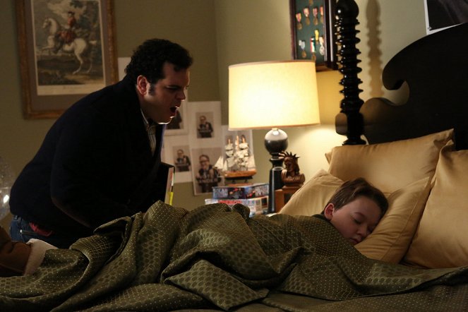 1600 Penn - Photos - Josh Gad, Benjamin Stockham