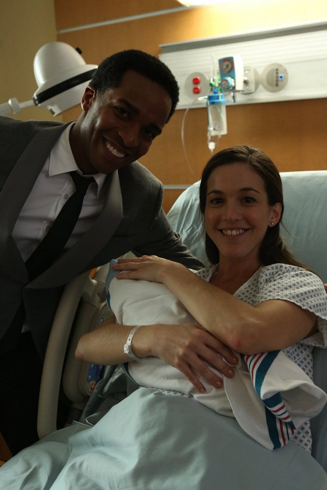 1600 Penn - Photos - André Holland, Martha MacIsaac