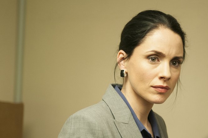 Breaking Bad - Fifty-One - Photos - Laura Fraser