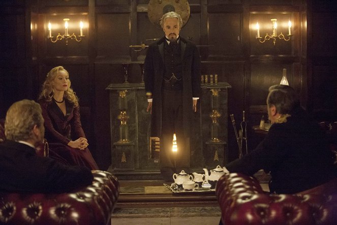 Dracula - From Darkness to Light - Photos - Victoria Smurfit, Ben Miles