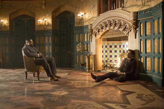 Dracula - From Darkness to Light - Photos - Nonso Anozie, Jonathan Rhys Meyers