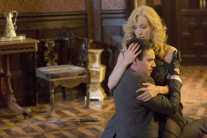 Dracula - From Darkness to Light - Photos - Jonathan Rhys Meyers, Victoria Smurfit