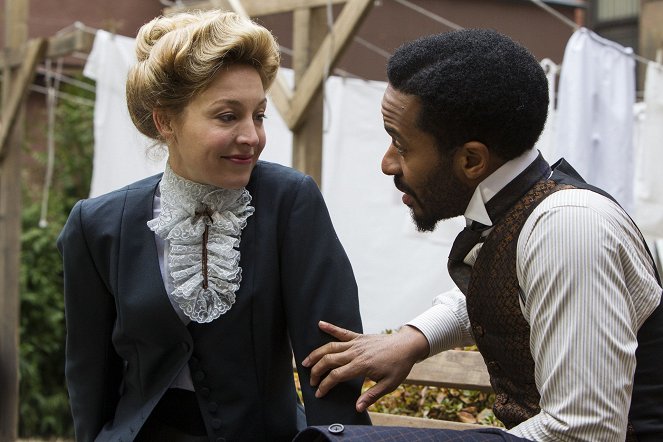 The Knick - Start Calling Me Dad - Photos - Juliet Rylance, André Holland