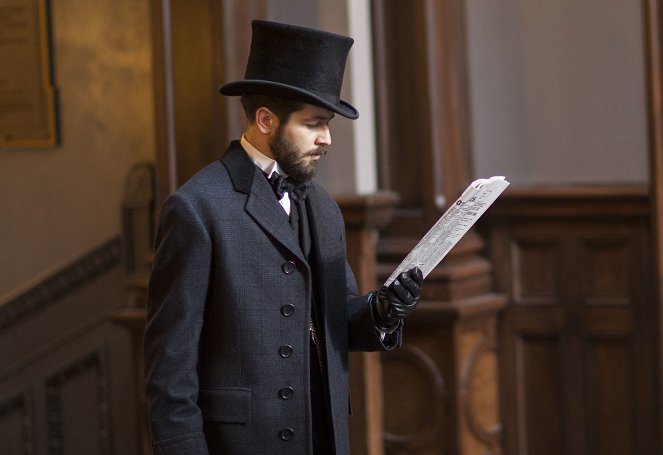The Knick - Working Late a Lot - Photos - Michael Angarano