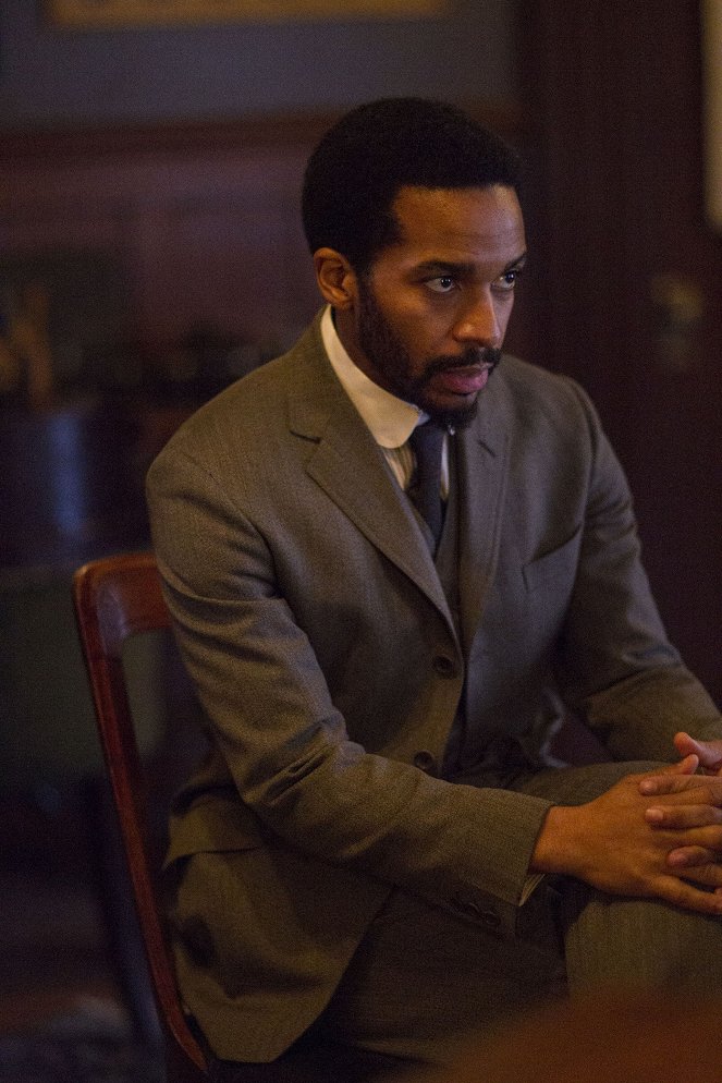 The Knick - Travailler tard - Film - André Holland