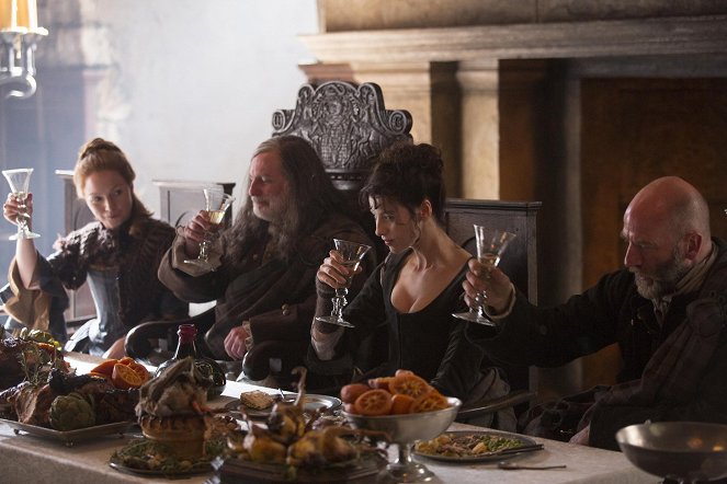 Outlander - Season 1 - Castle Leoch - Van film