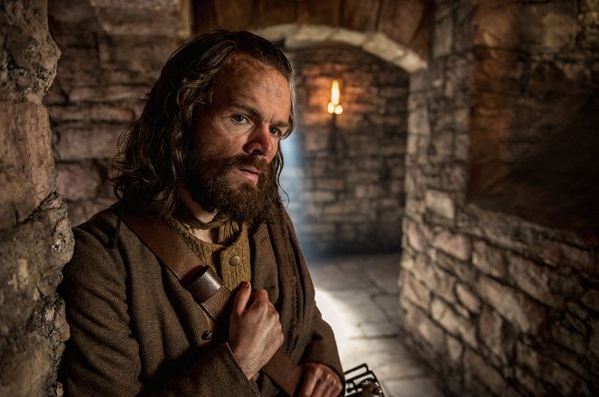 Outlander - Season 1 - The Way Out - Photos - Stephen Walters