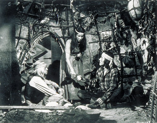 Viimeinen apassi - Kuvat elokuvasta - Jean Peters, Burt Lancaster