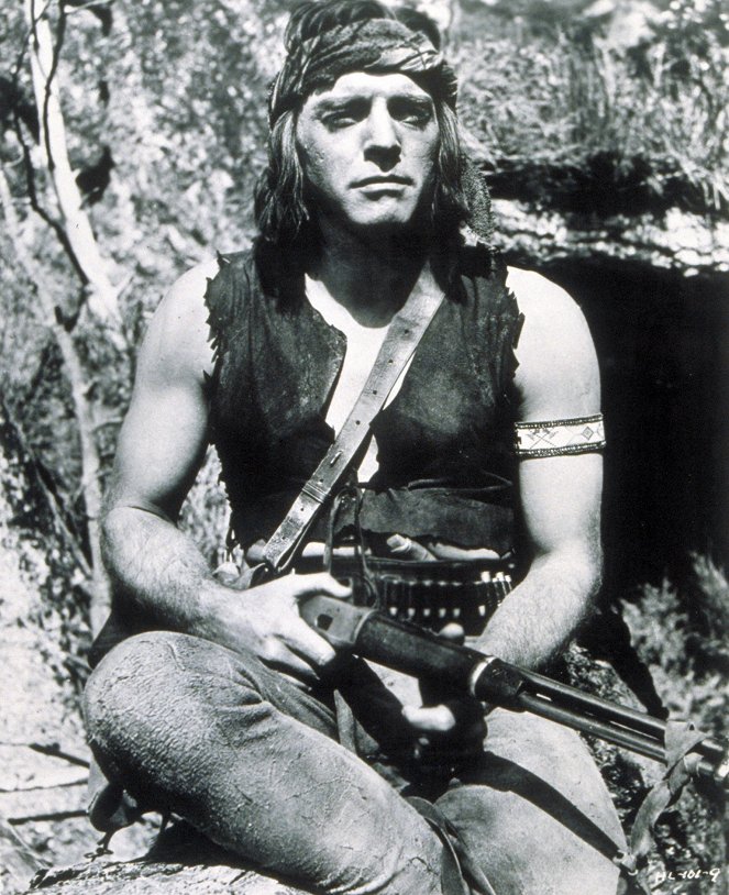 Apache - Photos - Burt Lancaster