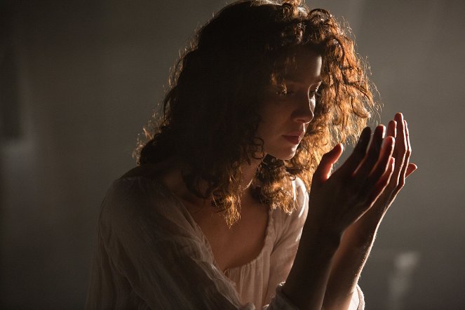 Outlander - Az idegen - Az esküvő - Filmfotók - Caitríona Balfe