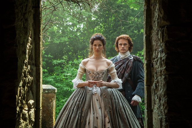 Outlander - Az idegen - Az esküvő - Filmfotók - Caitríona Balfe, Sam Heughan