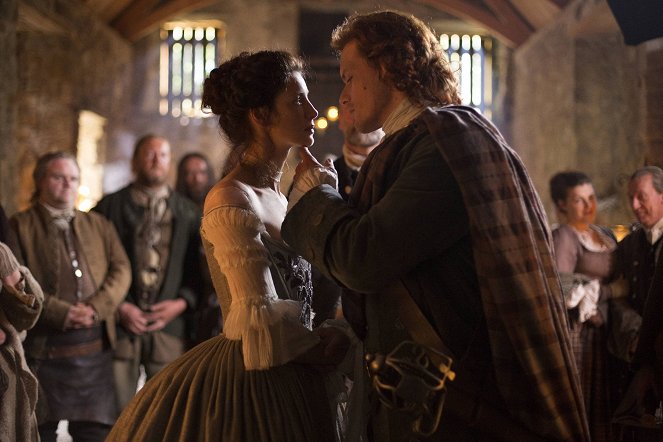 La forastera - La boda - De la película - Caitríona Balfe, Sam Heughan