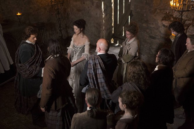 Outlander - Die Highland-Saga - Die Hochzeit - Filmfotos - Sam Heughan, Caitríona Balfe