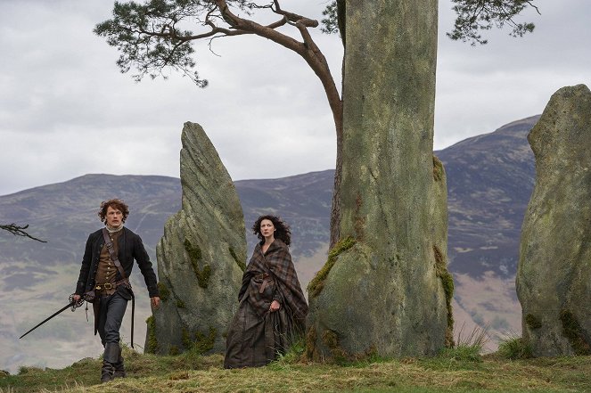 Outlander - Die Highland-Saga - Hexenprozess - Filmfotos - Sam Heughan, Caitríona Balfe
