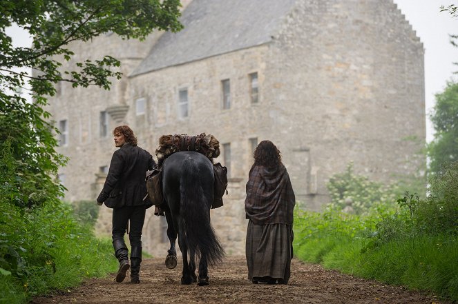 Outlander - Lallybroch - Z filmu - Sam Heughan, Caitríona Balfe