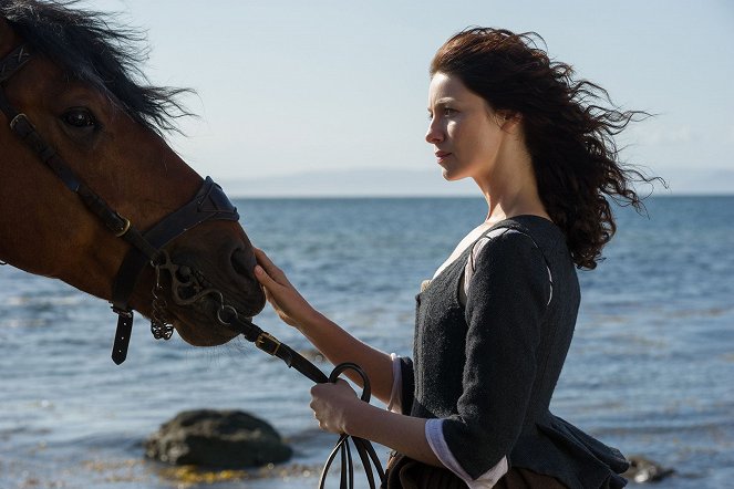 Outlander - Die Highland-Saga - Die Suche - Filmfotos - Caitríona Balfe