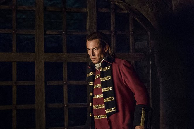 Outlander - Die Highland-Saga - Im Kerker - Filmfotos - Tobias Menzies