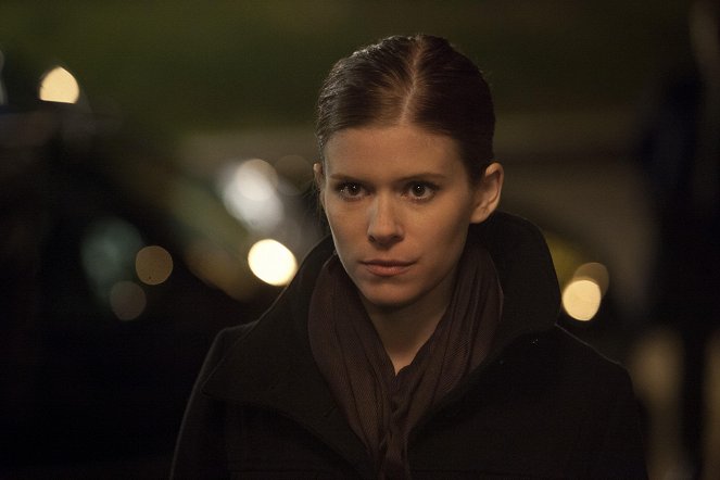 House of Cards - Chapter 1 - Photos - Kate Mara