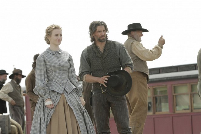 Hell on Wheels - Pride, Pomp and Circumstance - Z filmu - Dominique McElligott, Anson Mount