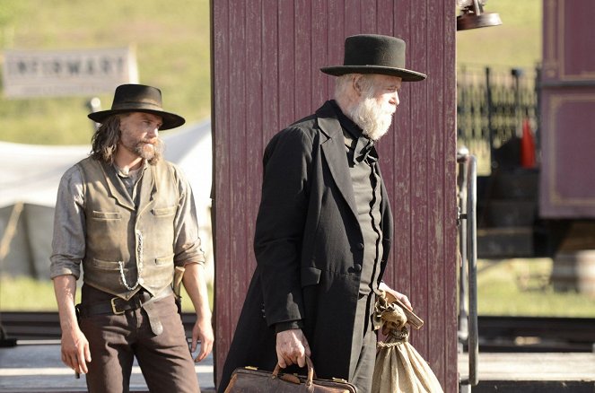 Hell on Wheels - Scabs - Photos - Anson Mount, Tom Noonan