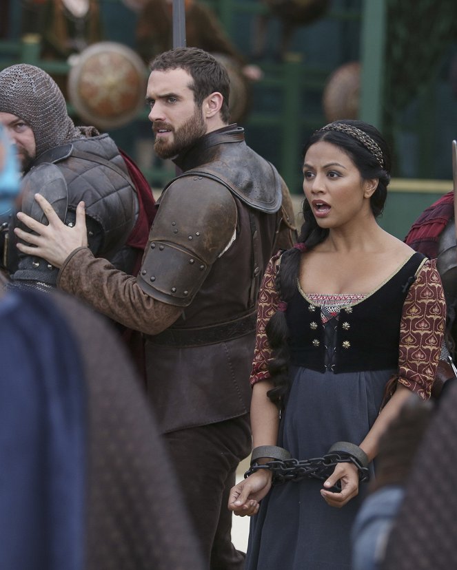 Galavant - My Cousin Izzy - Kuvat elokuvasta - Joshua Sasse, Karen David