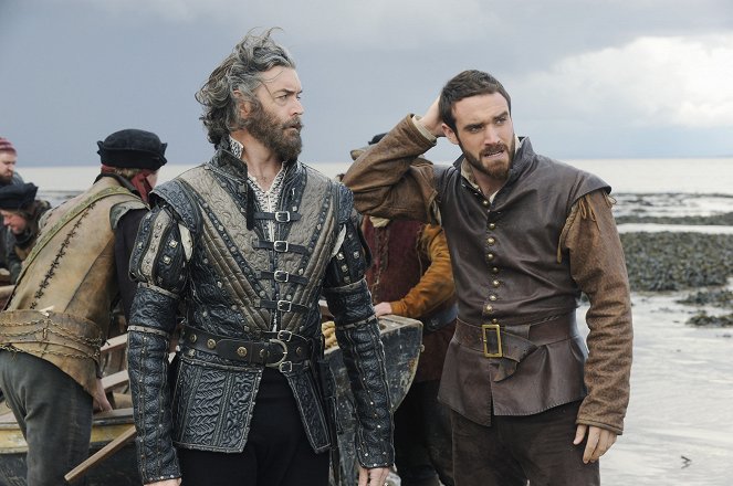 Galavant - It's All in the Executions - Van film - Timothy Omundson, Joshua Sasse