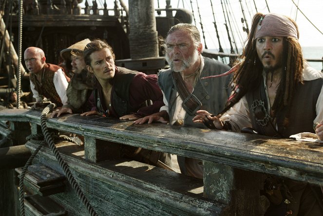 Pirates of the Caribbean: Maailman laidalla - Kuvat elokuvasta - Orlando Bloom, Kevin McNally, Johnny Depp