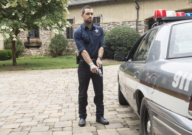 Banshee - Season 2 - Jak pohřbít chlapa - Z filmu - Antony Starr