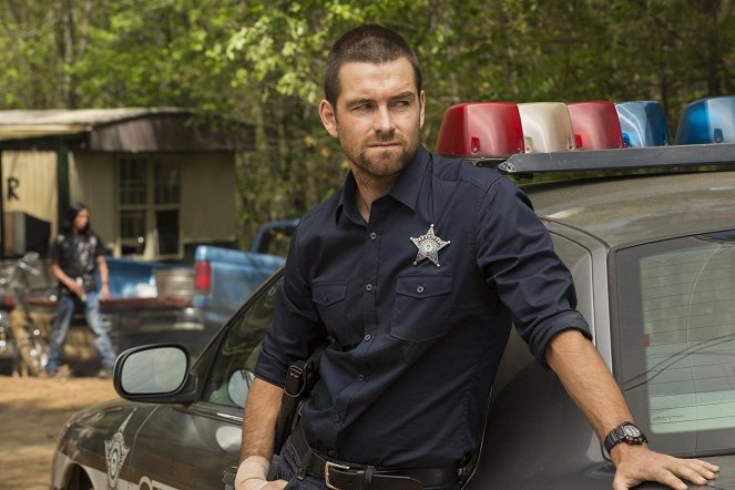 Banshee - Small Town. Big Secrets. - Snakes and Whatnot - Photos - Antony Starr