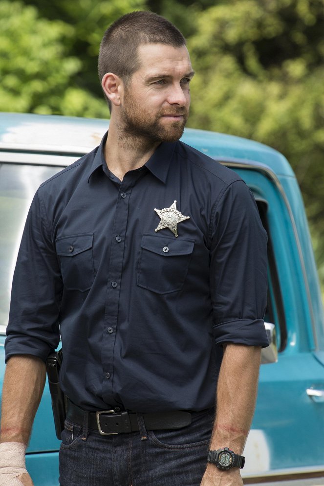 Banshee - Small Town. Big Secrets. - Real Life Is the Nightmare - Photos - Antony Starr