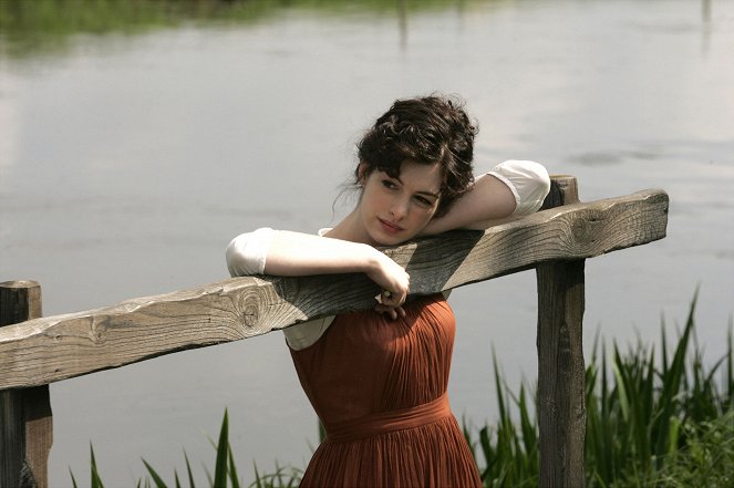 Becoming Jane - Photos - Anne Hathaway