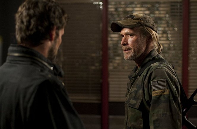 Falling Skies - Grace - De la película - Will Patton