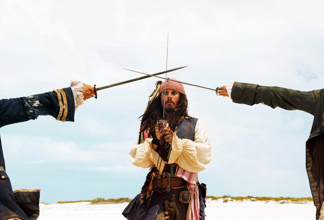 Pirates des Caraïbes : Le secret du coffre maudit - Film - Johnny Depp