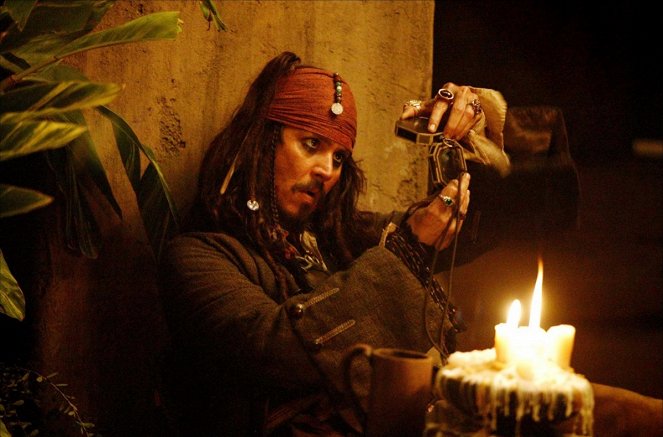 Piratas das Caraíbas - O Cofre do Homem Morto - De filmes - Johnny Depp