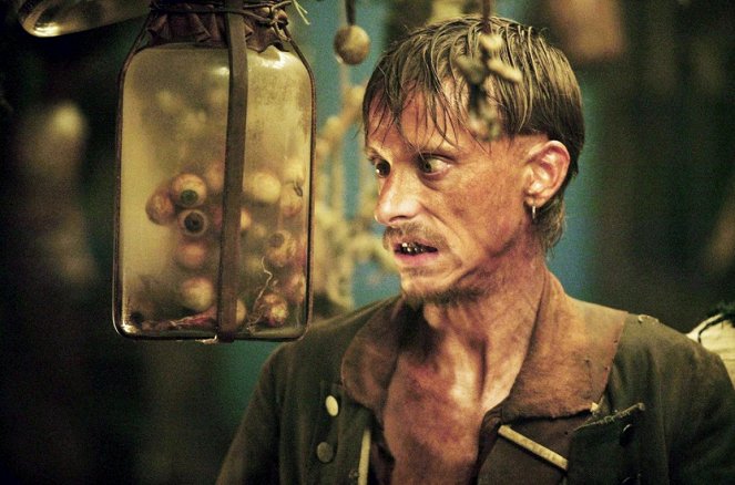 Pirates of the Caribbean: Kuolleen miehen kirstu - Kuvat elokuvasta - Mackenzie Crook
