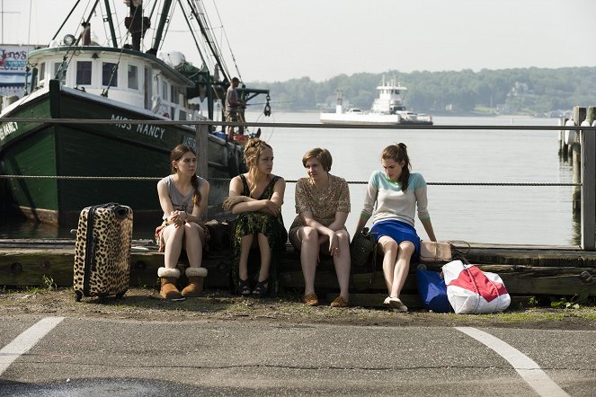 Girls - Dům na pláži - Z filmu - Zosia Mamet, Jemima Kirke, Lena Dunham, Allison Williams