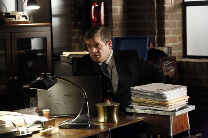 Agents of S.H.I.E.L.D. - Season 2 - Shadows - Photos - Patton Oswalt